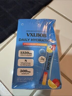 Daily Hydration Electrolyte Drink Mix - Strawberry Lemonade (Blue)
